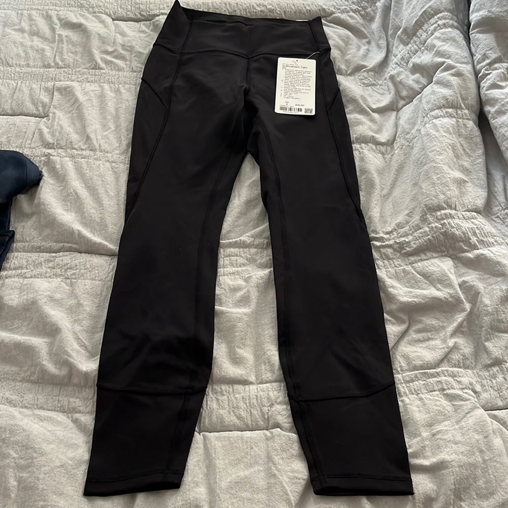 NWT a lululemon In Movement Pants black size 4